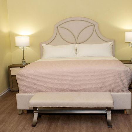 Sky'S Villa Resort Buff Bay 外观 照片