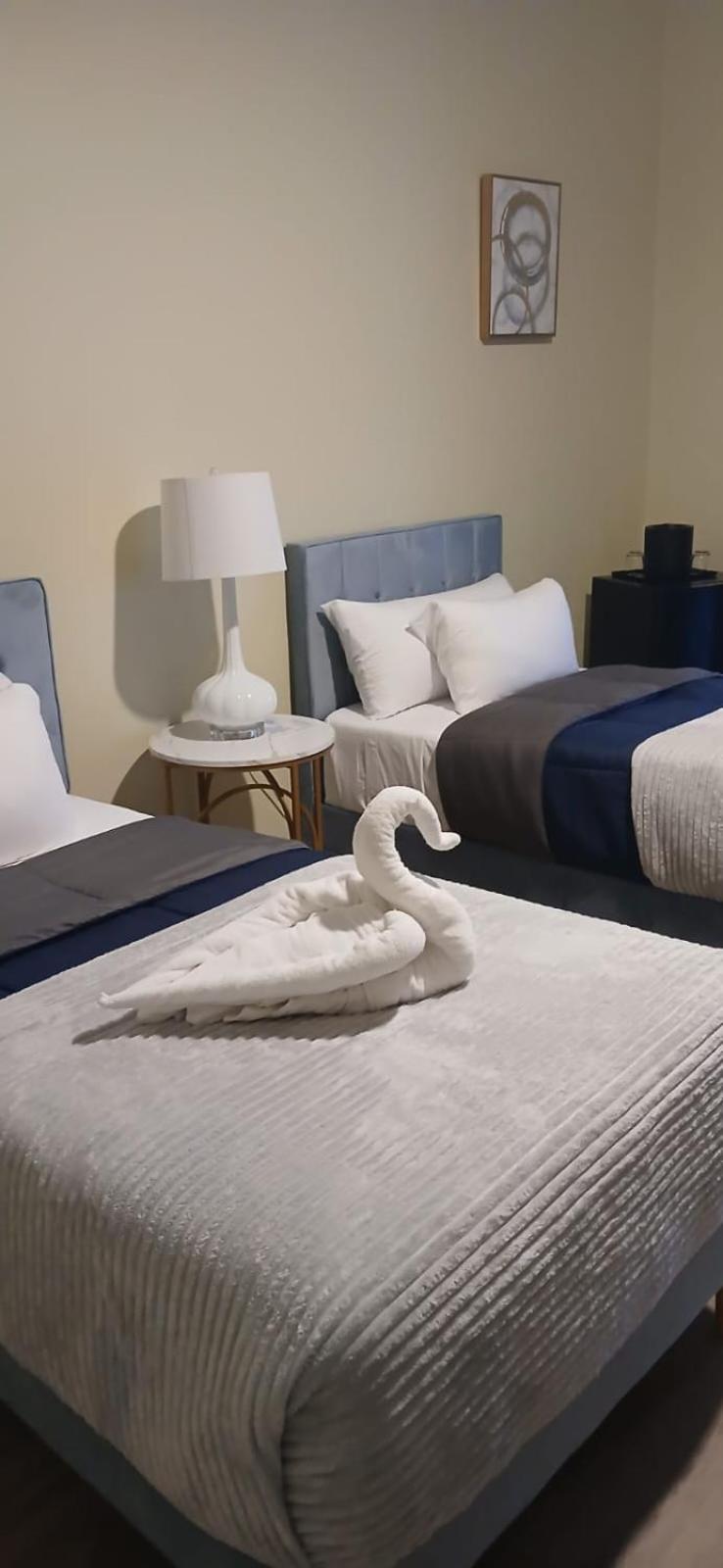 Sky'S Villa Resort Buff Bay 外观 照片